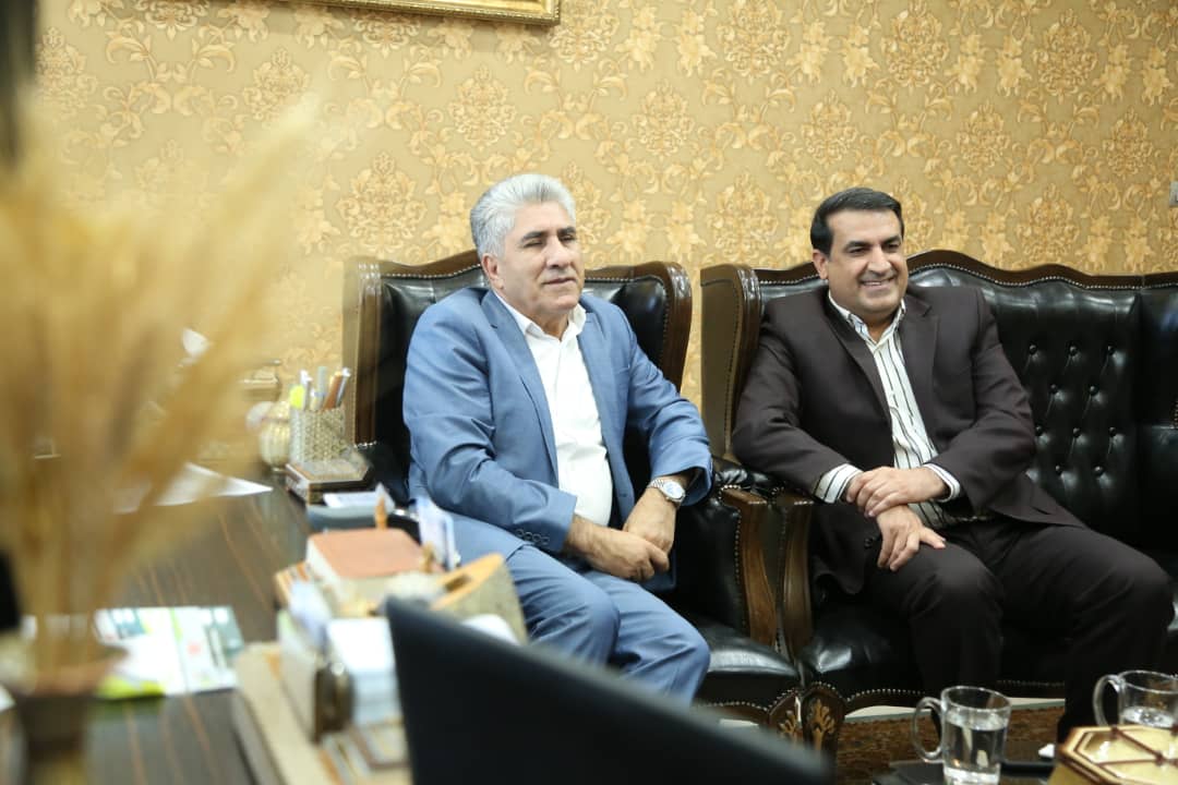 دیدار دکتر مردانی استاد حقوق بین الملل با دکتر زاده باقری در دفتر مرکزی آی مت استان فارس