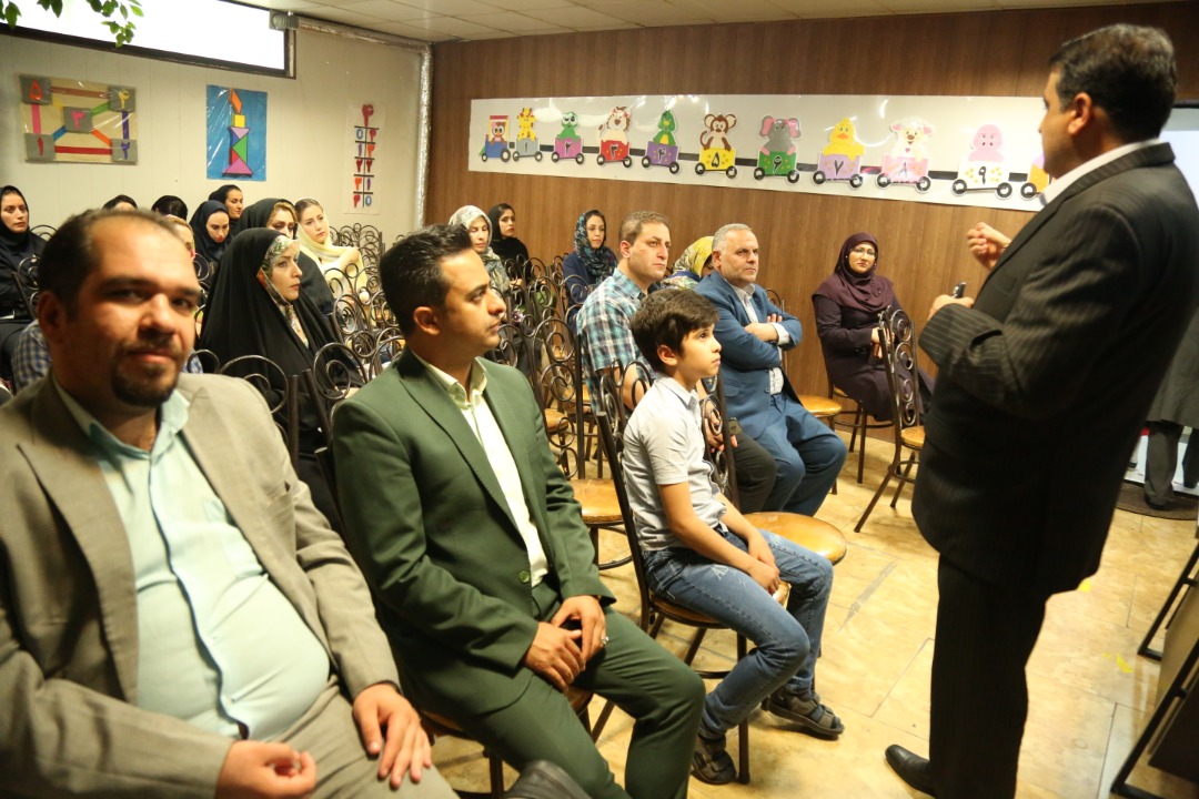 توسعه iMaths در قزوین - دکتر زاده باقری در قزوین