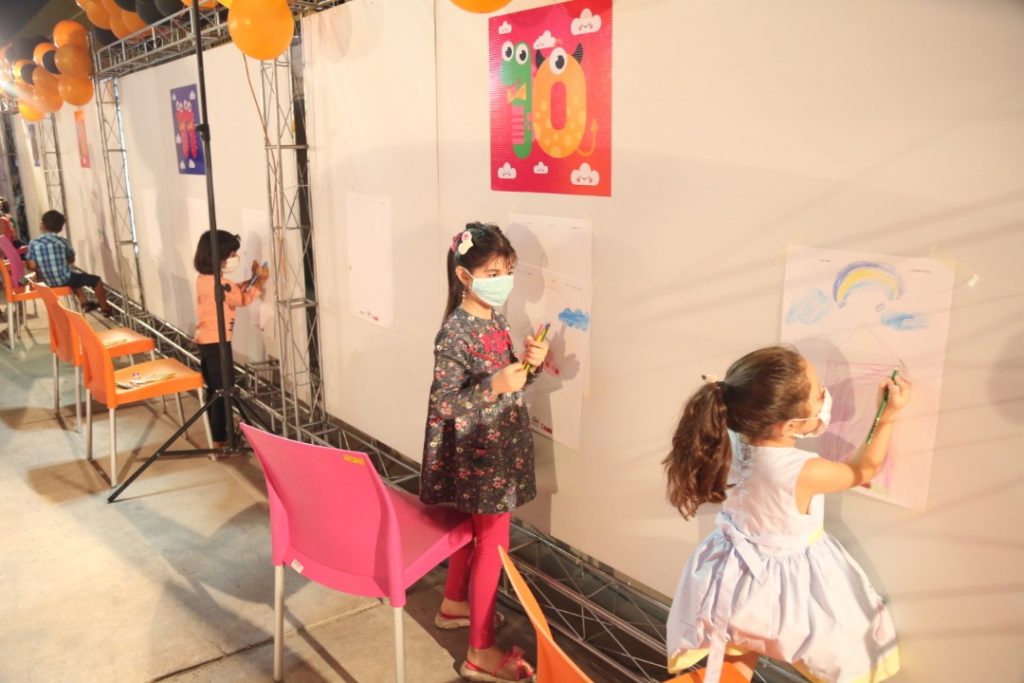 برگزاری مسابقه نقاش کوچولو توسط موسسه عطرک (نمایندگی آی مت ایران) در مجموعه هایپرلند شیراز