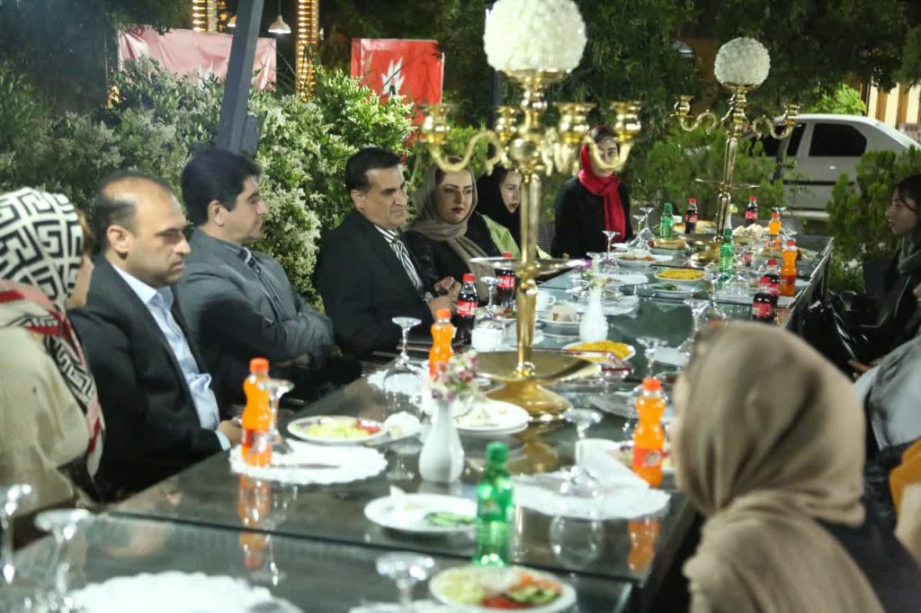مراسم تجلیل از مدرسان ساعی نمایندگی مرکزی بلوار امیرکبیر