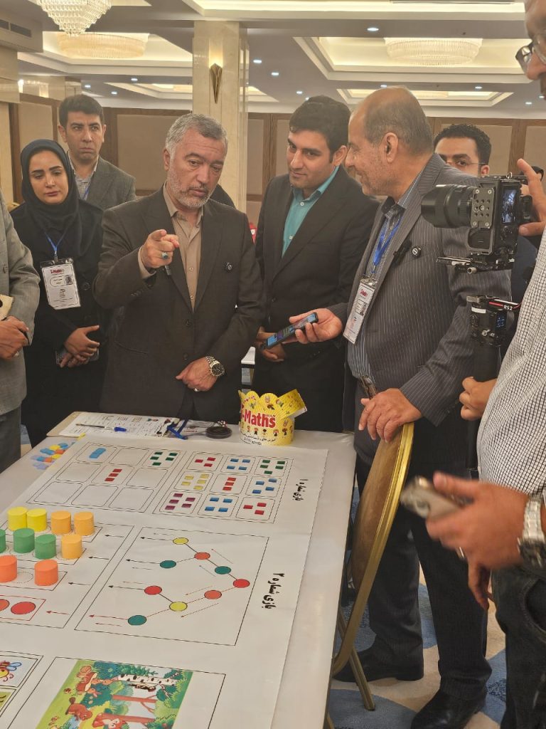 بازدید مدیرکل آموزش و پرورش خراسان رضوی از ششمین دوره جشنواره کشوری آیمت و سیمس مشهد