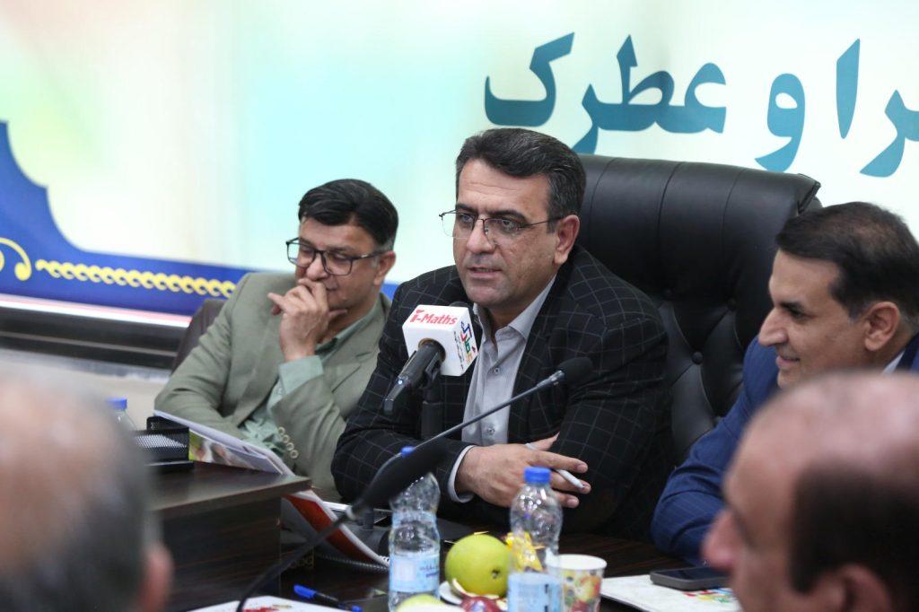 جلسه هم اندیشی و گفتگو اعضای هیأترئیسه دانشگاه دولتی یاسوج در دفتر مرکزی استان با جناب آقای دکتر مسعود زاده باقری مدیر عامل محترم موسسه و ارائه کارشناسان و رؤسای کمیتههای علمی موسسه