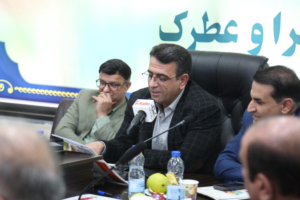 جلسه هم اندیشی و گفتگو اعضای هیأترئیسه دانشگاه دولتی یاسوج در دفتر مرکزی استان با جناب آقای دکتر مسعود زاده باقری مدیر عامل محترم موسسه و ارائه کارشناسان و رؤسای کمیتههای علمی موسسه