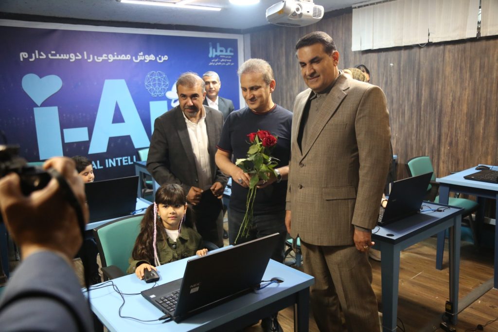 دیدار جناب آقای محمد مسلمی بازیگر و کارگردان برجسته حوزه کودک و نوجوان، با جناب آقای دکتر مسعود زادهباقری مدیرعامل محترم مؤسسه