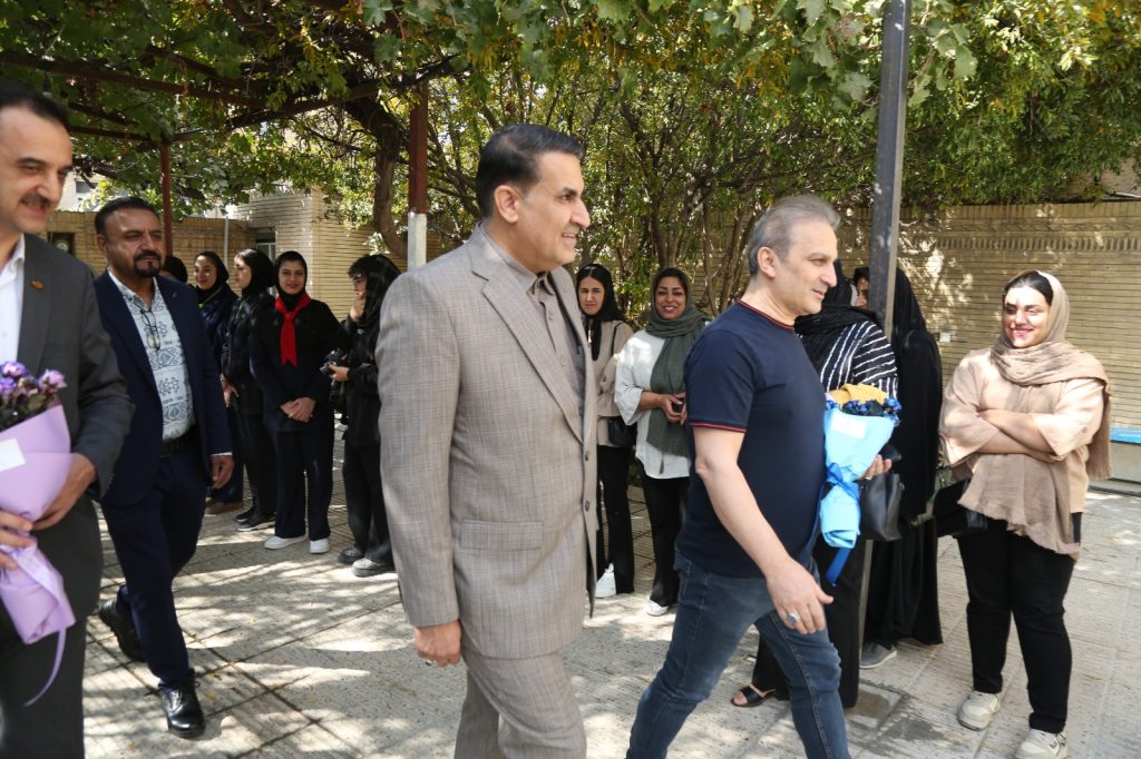 دیدار جناب آقای محمد مسلمی بازیگر و کارگردان برجسته حوزه کودک و نوجوان، با جناب آقای دکتر مسعود زادهباقری مدیرعامل محترم مؤسسه