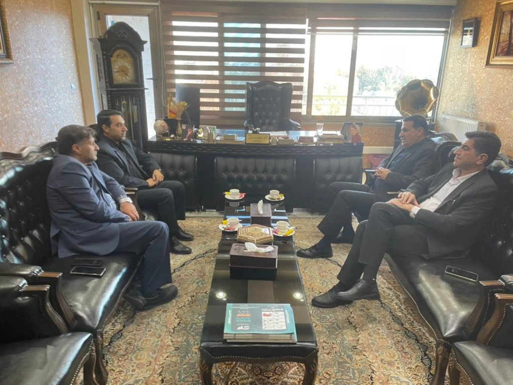 دیدار آقای دکتر بهزاد پرنیانخوی شهردار منطقه ده شیراز با جناب آقای دکتر مسعود زاده باقری