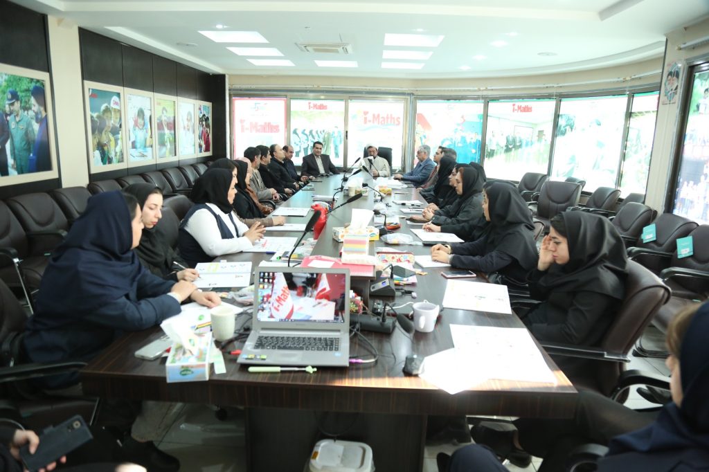 جلسه تقدیر از جناب آقای دکتر مسعود زاده باقری، به پاس نقش مؤثر ایشان در برپایی اولین کنگره احیای قلبی - ریوی کشور