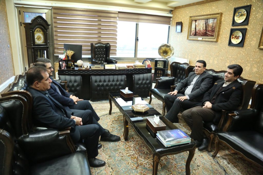 دیدار جناب آقای دکتر مسعود زاده باقری مدیر عامل محترم موسسه با شهردار محترم منطقه شش و اعضای شورا