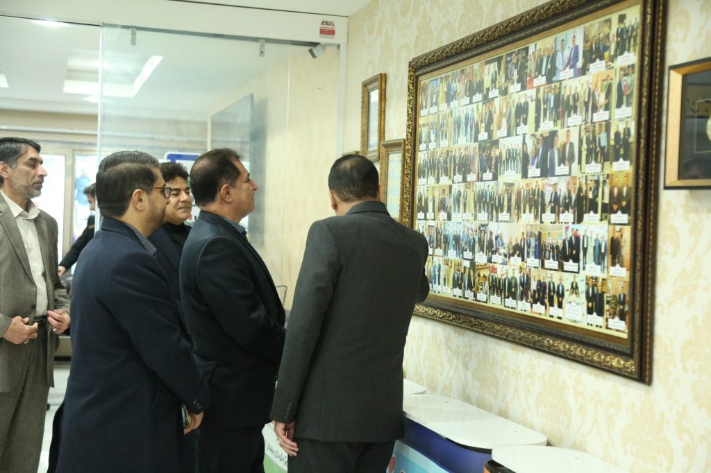 دیدار جناب آقای دکتر مسعود زاده باقری مدیر عامل محترم موسسه با شهردار محترم منطقه شش و اعضای شورا