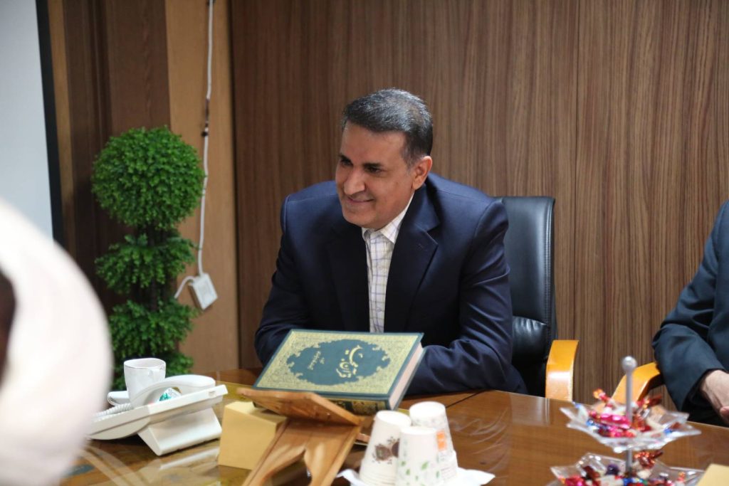 دیدار جناب آقای دکتر مسعود زاده باقری مدیر عامل محترم موسسه و هیات همراه با فرماندار شهرستان شیراز جناب آقای دکتر کراماتی








